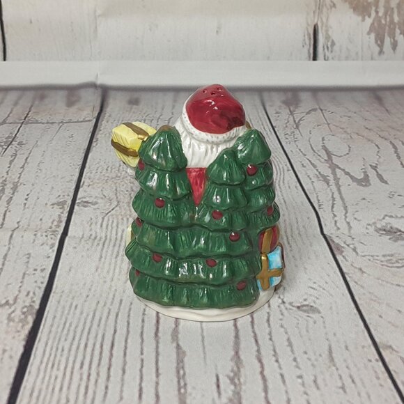 Fitz And Floyd 1996 OMNIBUS Ceramic Santa & Toy Sack Salt & Pepper Shaker Set - Picture 4 of 14